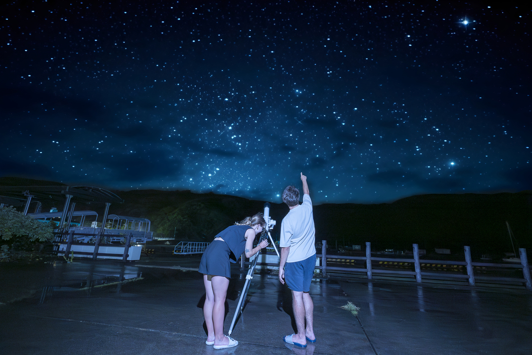 [No.2] Stargazing through a professional astronomical telescope!