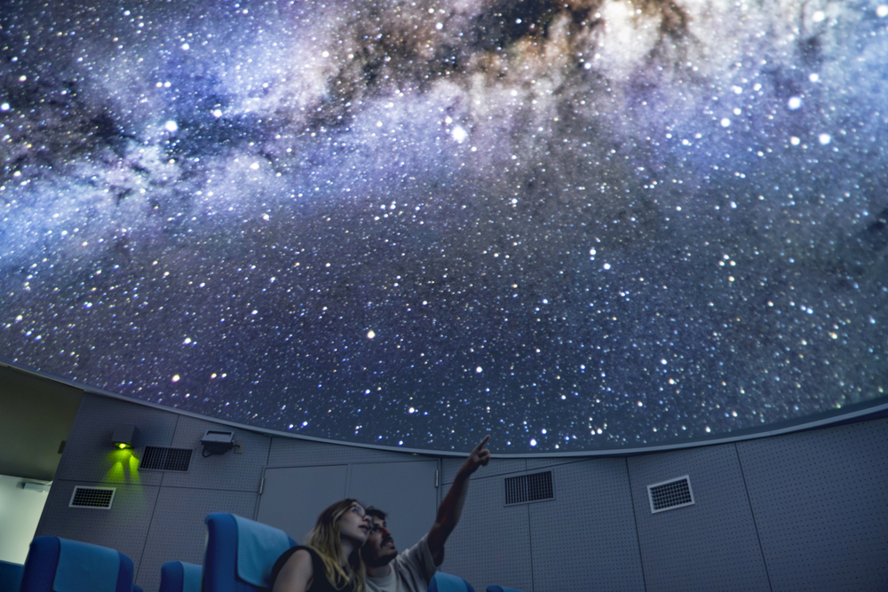 Let's study the starry sky in a fun and easy-to-understand way in a reserved planetarium♪